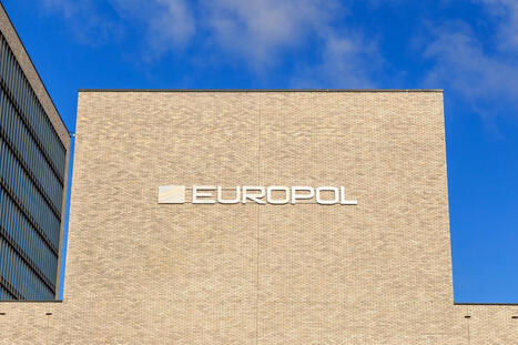 Europol démantèle un vaste réseau de cybercriminalité et saisit 40 000 cartes SIM actives ...