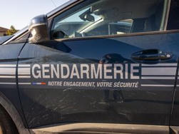 Arnaque aux policiers : ne vous fiez pas à cet appel téléphonique qui vous demande d'aider une enquête pour piéger un escroc à la carte bancaire ...